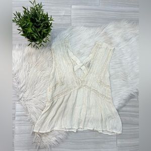 American Eagle Cream Flowy Tank Top